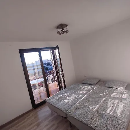 Big Room, 20M2, With Terrace And Ocean View * بلايا ذي لاس أميريكاس